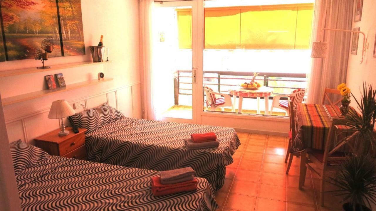 Studio In Perfect Location Playa de las Américas Dış mekan fotoğraf